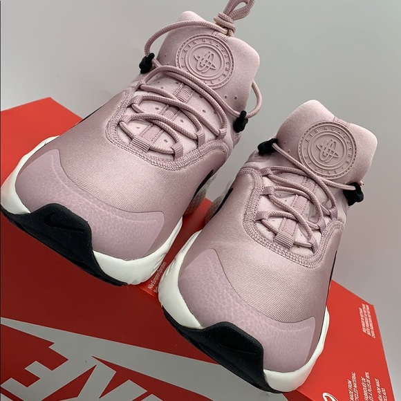 NIKE WMNS AIR HUARACHE CITY MOVE - Picture 6 of 16